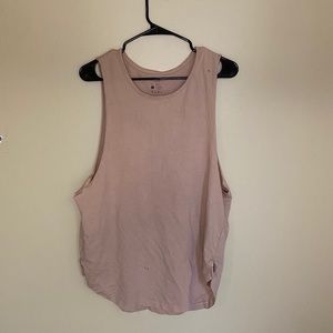 Workout cut off style tank